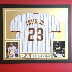 Fernando Tatis Jr Autographed jersey